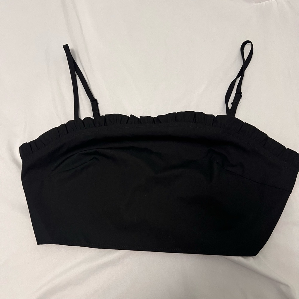 Urban Renewal Ruffle Poplin crop top - NWT - Size M